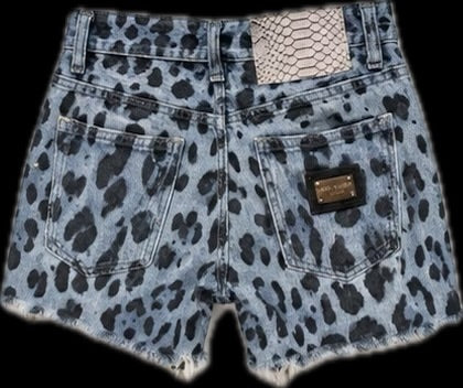 007: Dolce & Gabanna Shorts | Leopard print Lowrise| Size 32